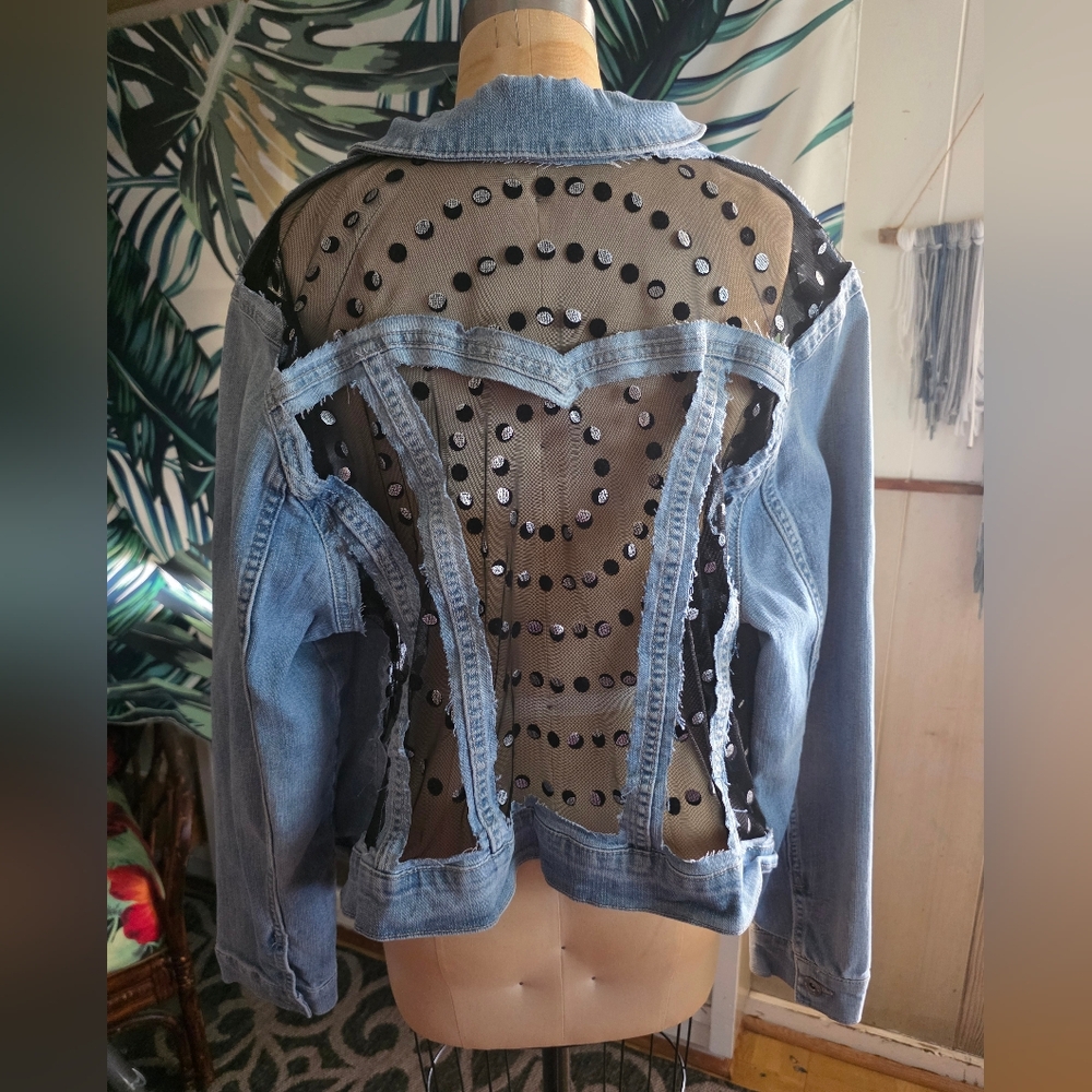 "Just A Phase" Custom Upcyled Moon Phase Jean Jacket Sz 2x - Picture 4 of 10